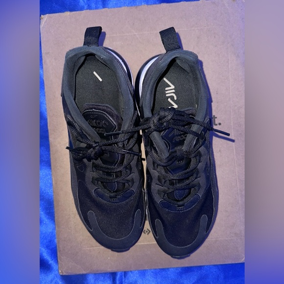 Nike Air Max 270 React W7 “Black White” - Picture 7 of 10